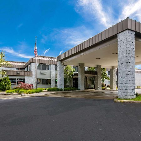 Clarion Pointe Jamestown - Falconer Εξωτερικό φωτογραφία